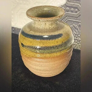 Jeeves Canada Pottery Vase Prince Edward Island Canada